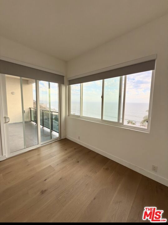 18071 Coastline Drive 16 Property Photo 8