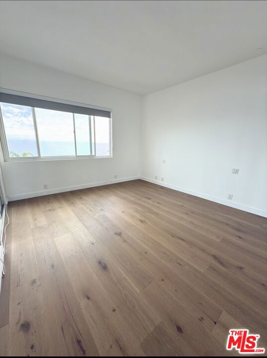 18071 Coastline Drive 16 Property Photo 10
