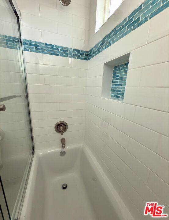 18071 Coastline Drive 16 Property Photo 13