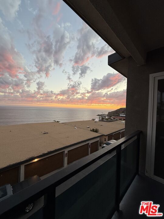 18071 Coastline Drive 16 Property Photo 23