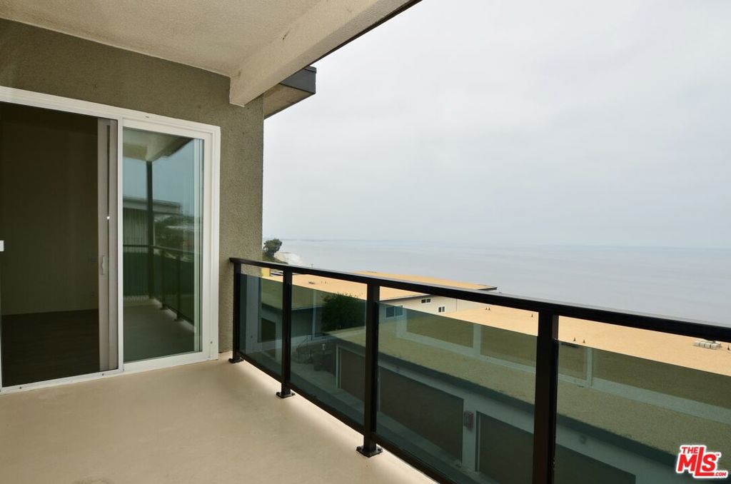 18069 Coastline Drive 10 Property Photo 1