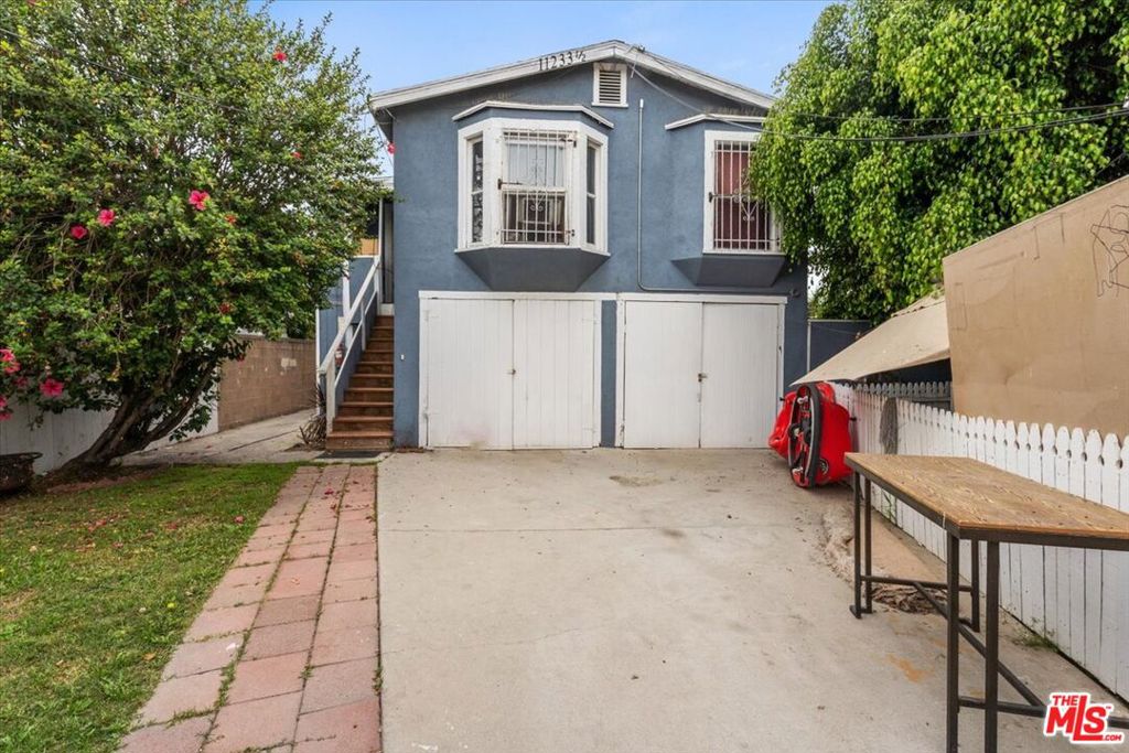 11233 Raymond Avenue Property Photo 5