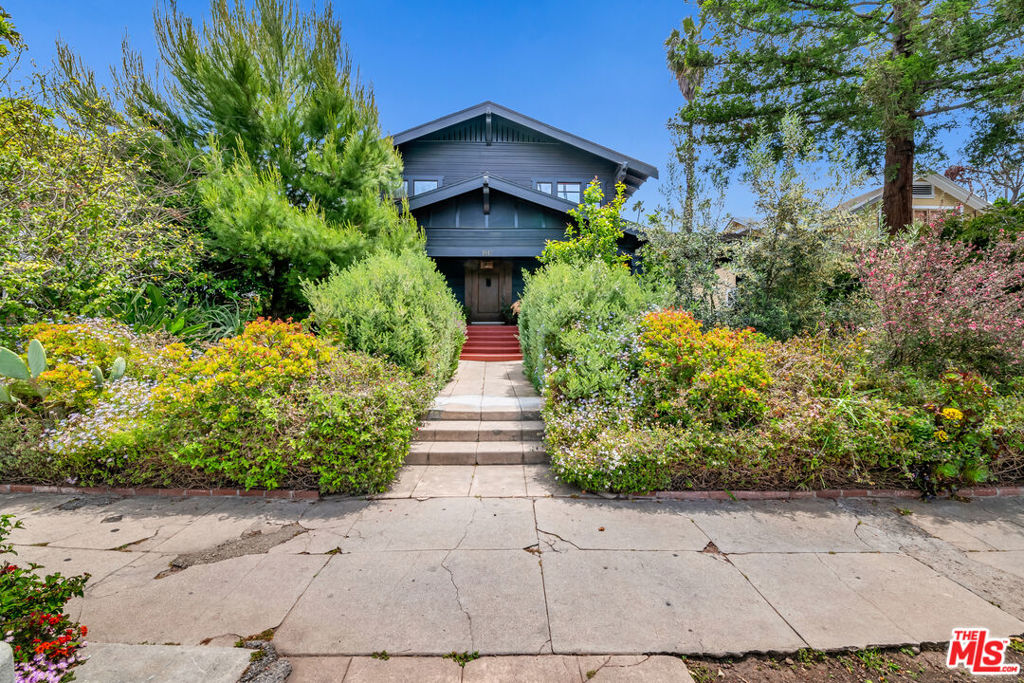1812 S Bronson Avenue Property Photo 1