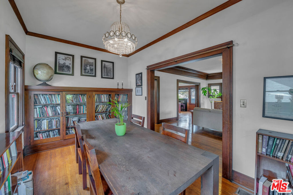 1812 S Bronson Avenue Property Photo 16