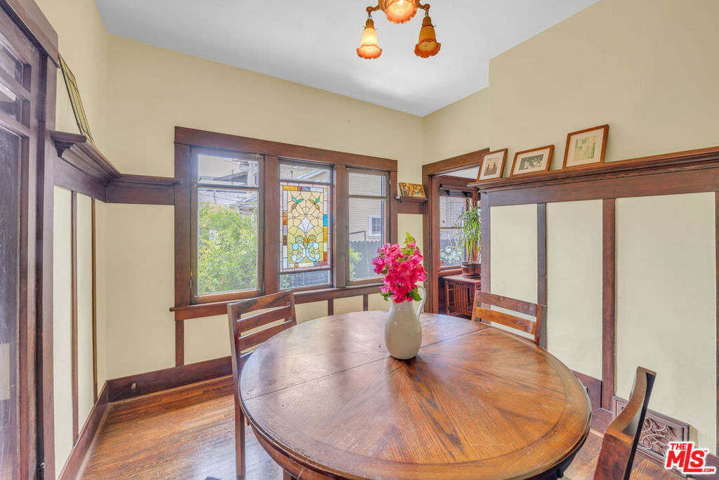 1812 S Bronson Avenue Property Photo 18