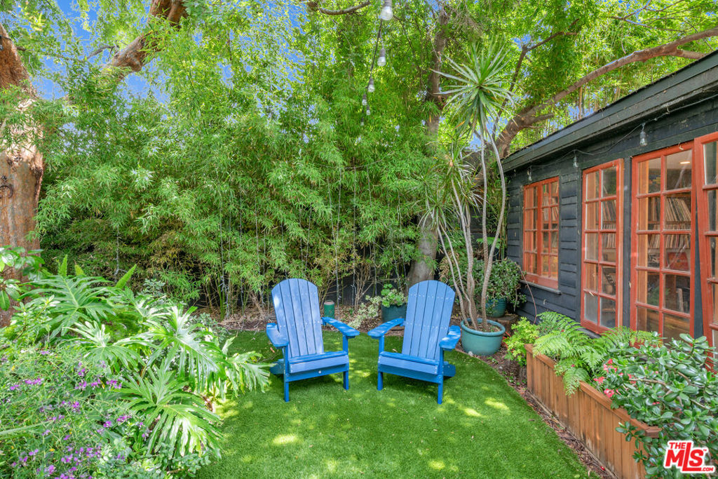 1812 S Bronson Avenue Property Photo 43