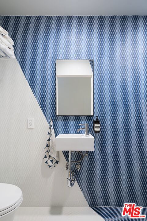730 Westbourne Drive Property Photo 14