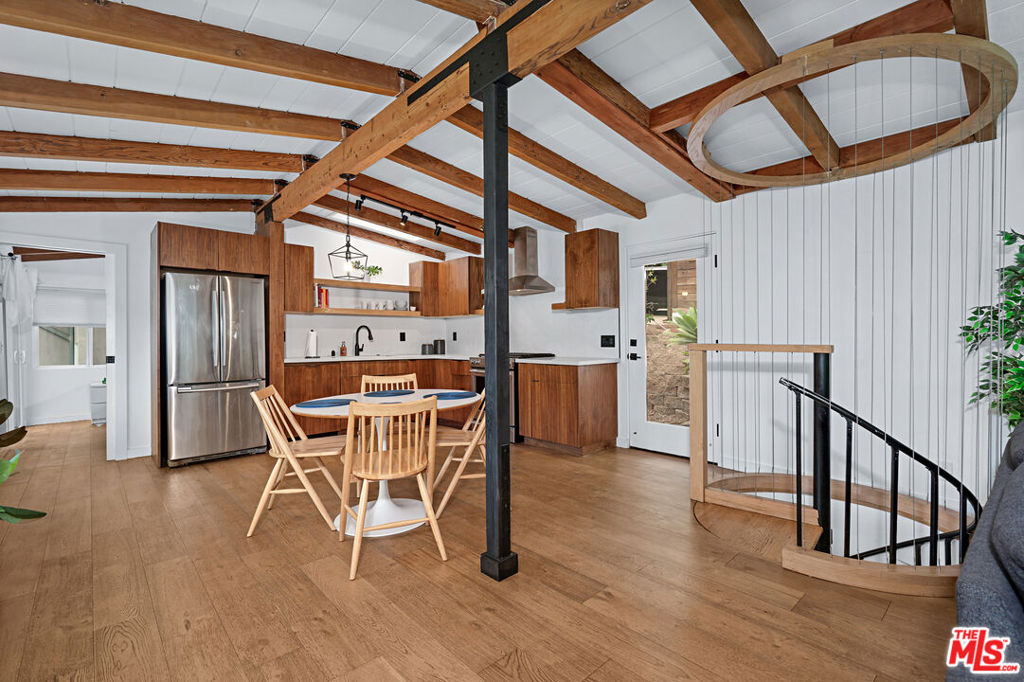 6331 Grape Place Property Photo 7