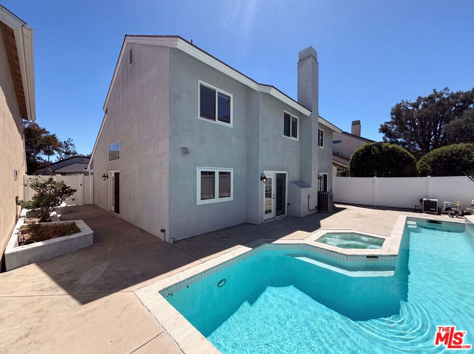 28061 Virginia Property Photo 5