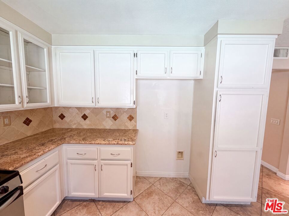 28061 Virginia Property Photo 10