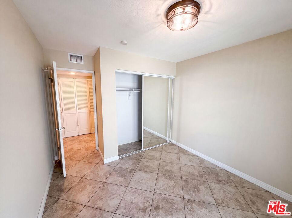 28061 Virginia Property Photo 13