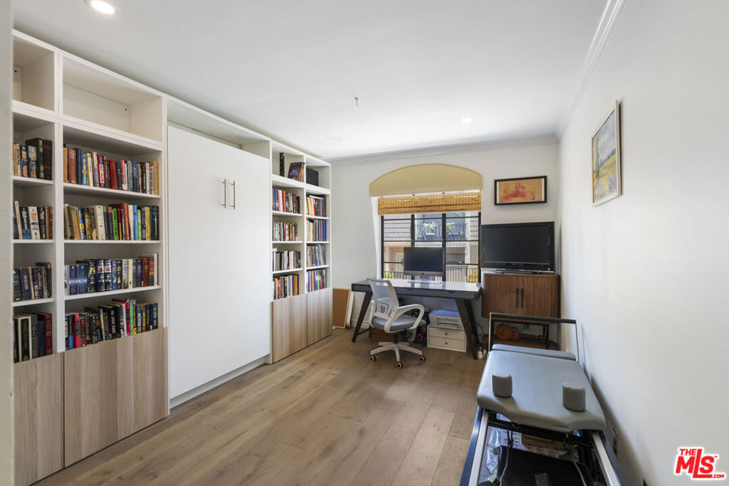 648 Wilcox Avenue Property Photo 29