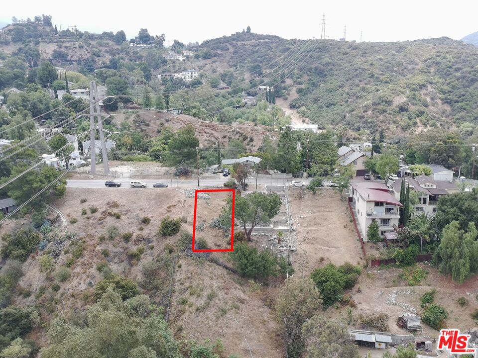 9477 Reverie Road Property Photo 4