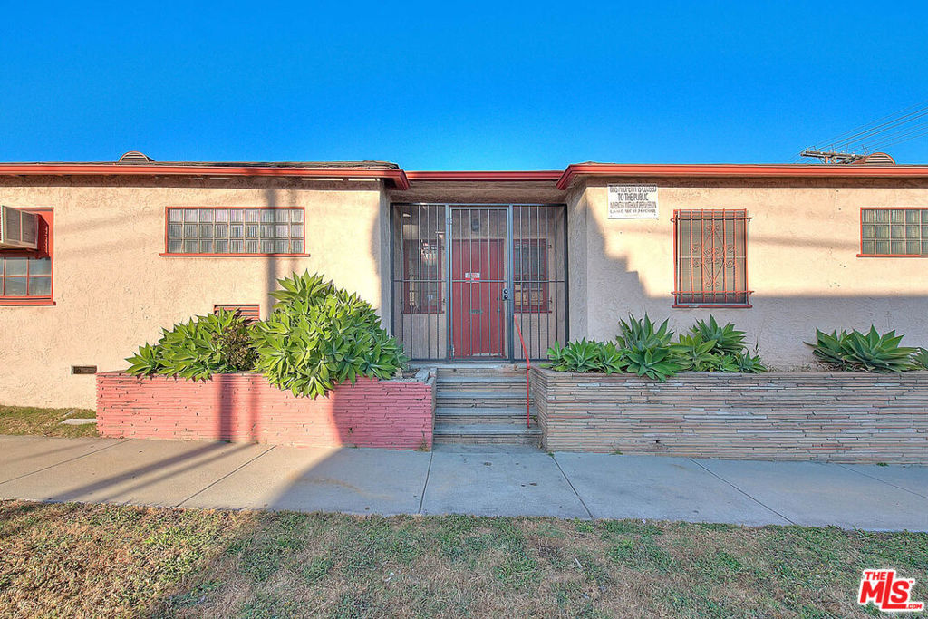 3956 W Slauson Avenue Property Photo 5