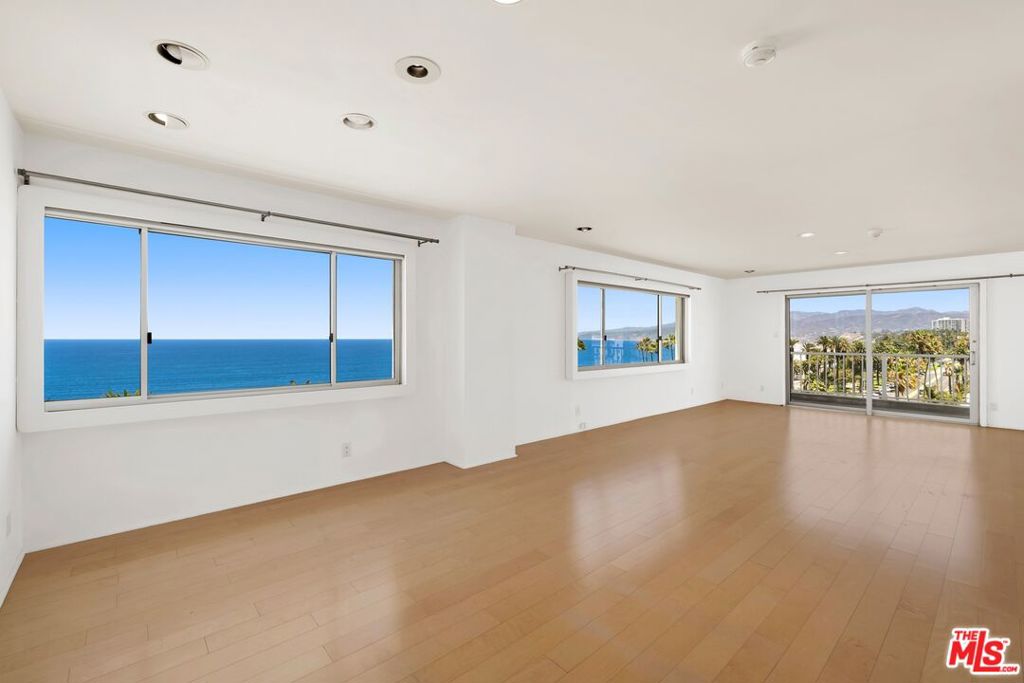 101 California Avenue 802 Property Photo 2
