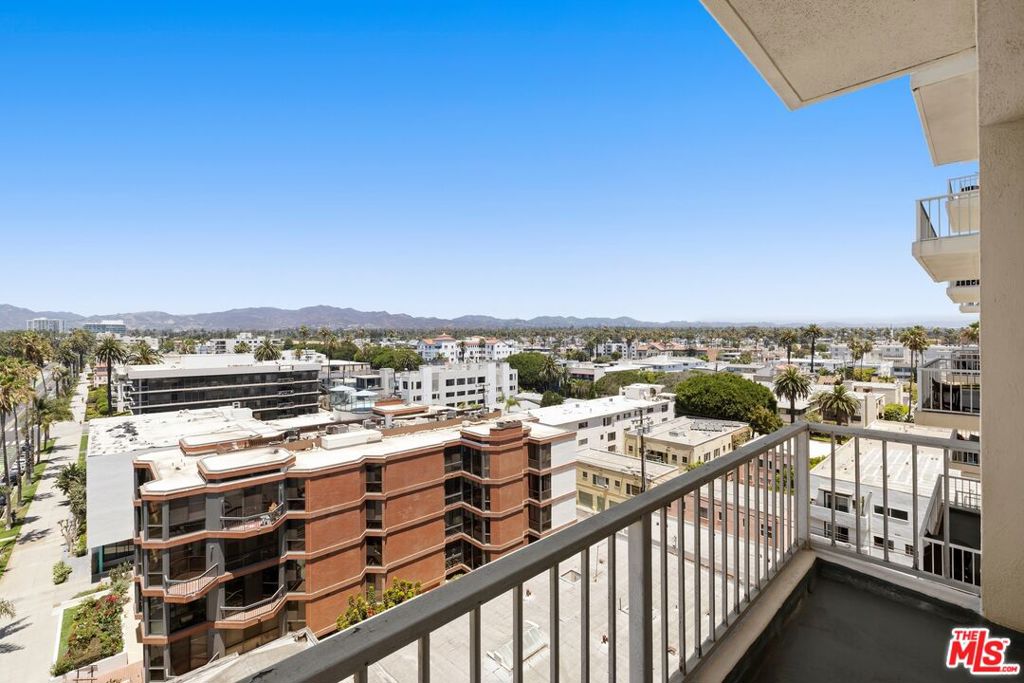 101 California Avenue 802 Property Photo 12