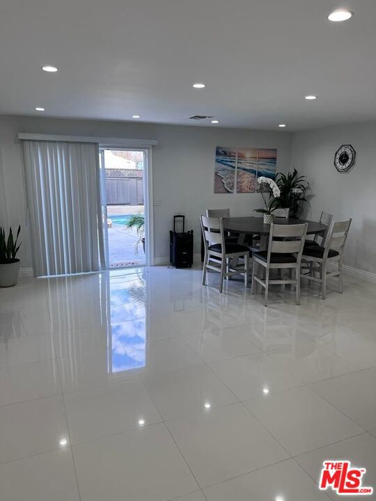 6500 Ponce Avenue Property Photo 14