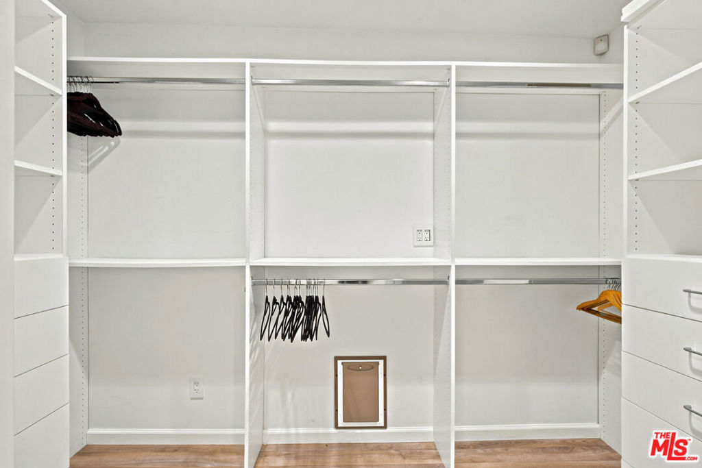 23 Privateer Street Property Photo 37