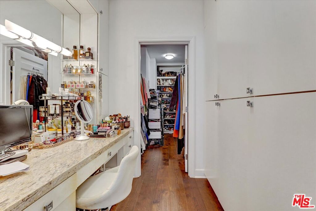 148 S Crescent Drive 101 Property Photo 37