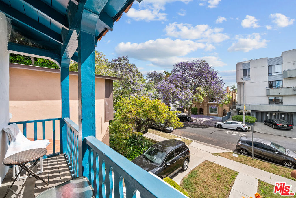 915 S Wooster Street Property Photo 8