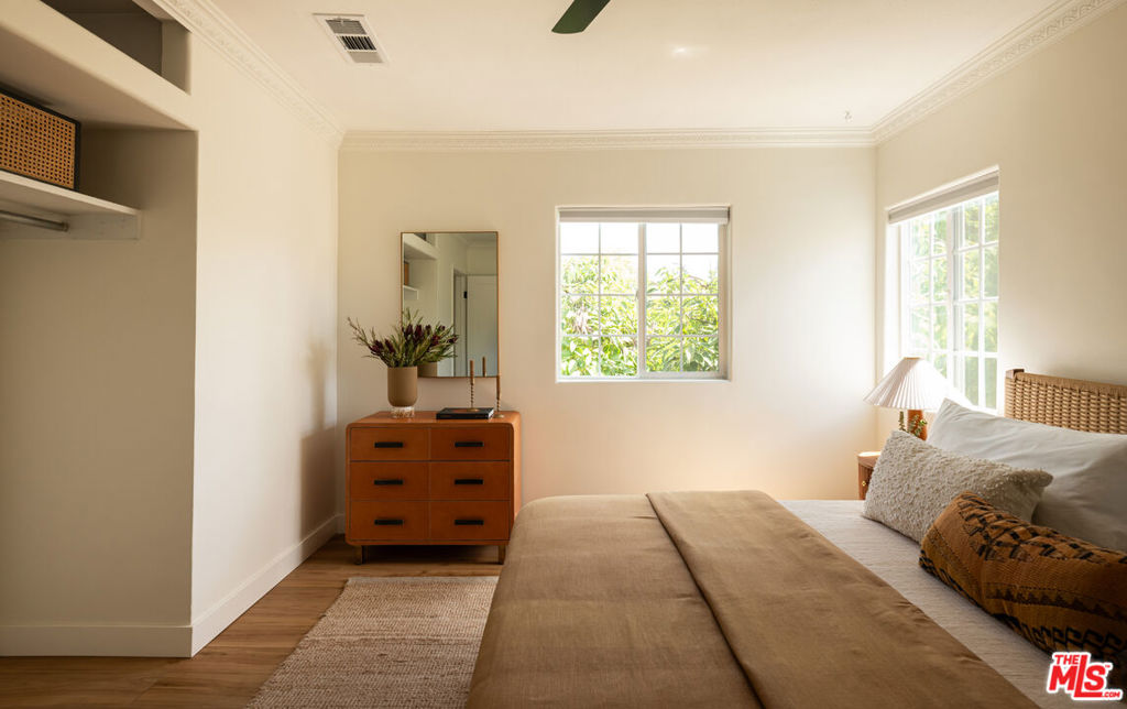5140 Miriam Street Property Photo 17