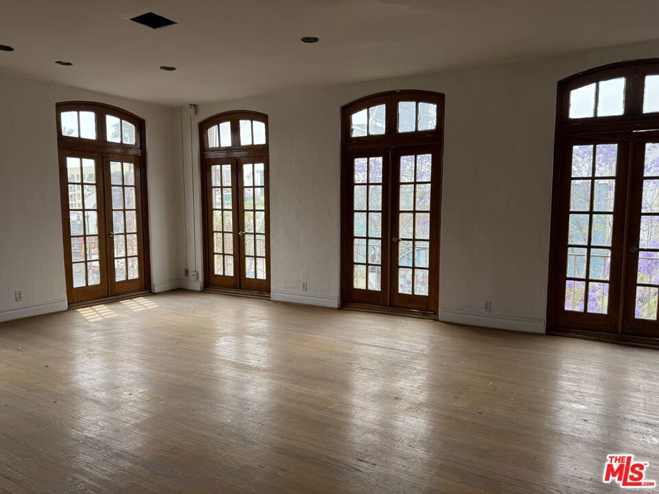 6601 W Hollywood Boulevard Property Photo 10