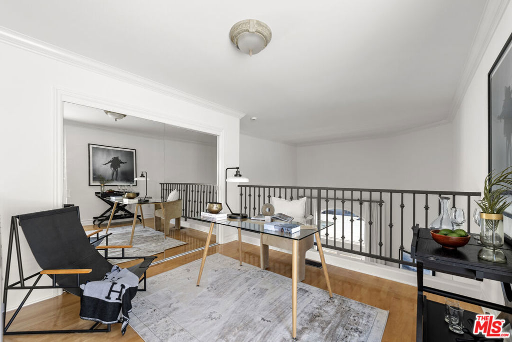 11723 Mayfield Avenue 3 Property Photo 29