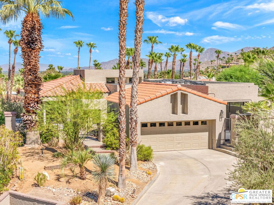33 N Mirage Cove Drive Property Photo 1
