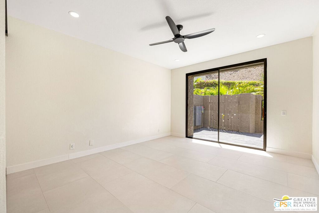 33 N Mirage Cove Drive Property Photo 60