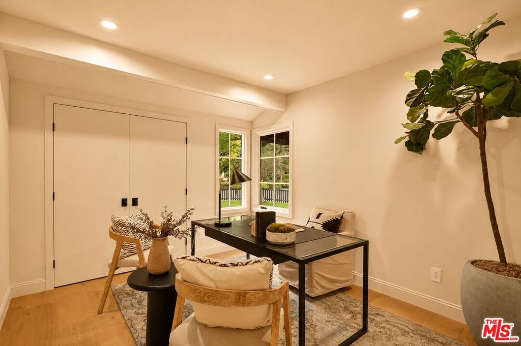12610 Sarah Street Property Photo 26
