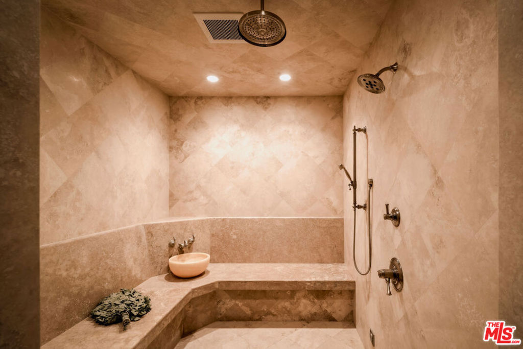 1350 Benedict Canyon Drive Property Photo 13