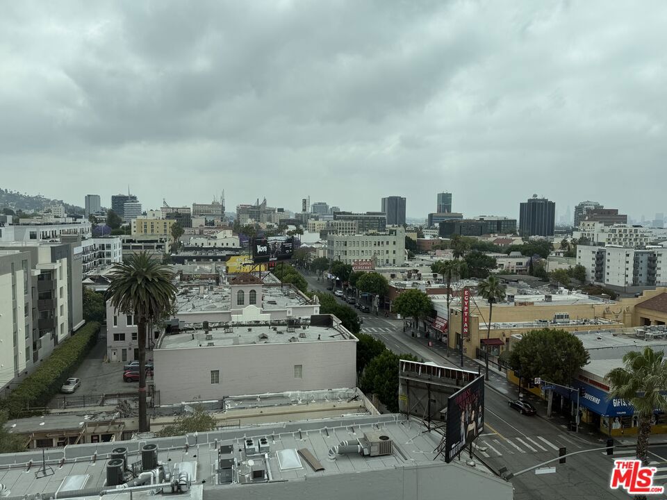6751 W Hollywood Boulevard Property Photo 11