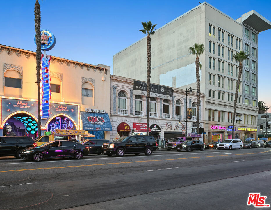 6757 W Hollywood Boulevard Property Photo 1