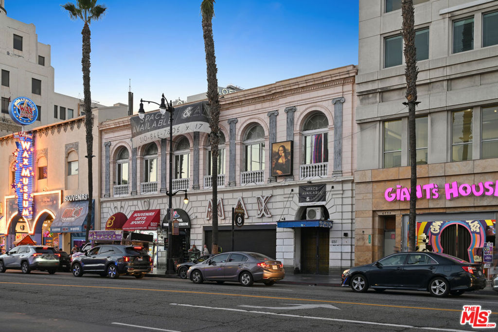 6757 W Hollywood Boulevard Property Photo 4