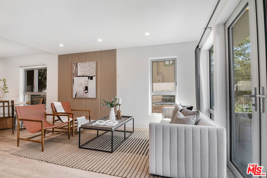1236 N Fairfax Avenue 1 Property Photo 6