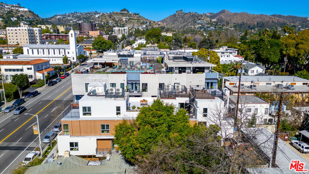 1236 N Fairfax Avenue 1 Property Photo 16