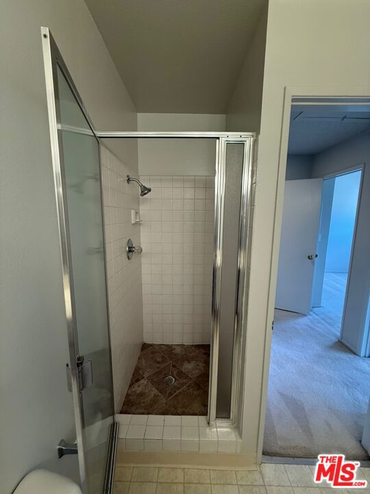 2809 Montrose Avenue 10 Property Photo 15