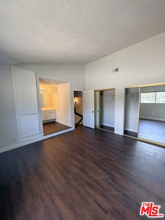 2809 Montrose Avenue 10 Property Photo 31
