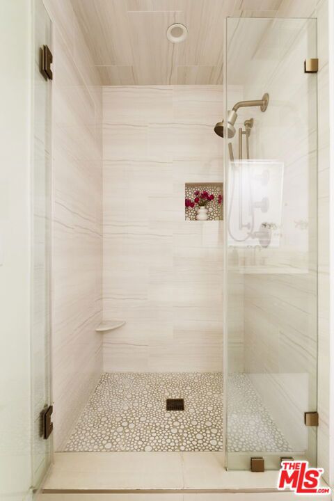 8455 Fountain Avenue 504 Property Photo 18