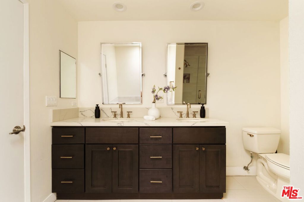 8455 Fountain Avenue 504 Property Photo 20