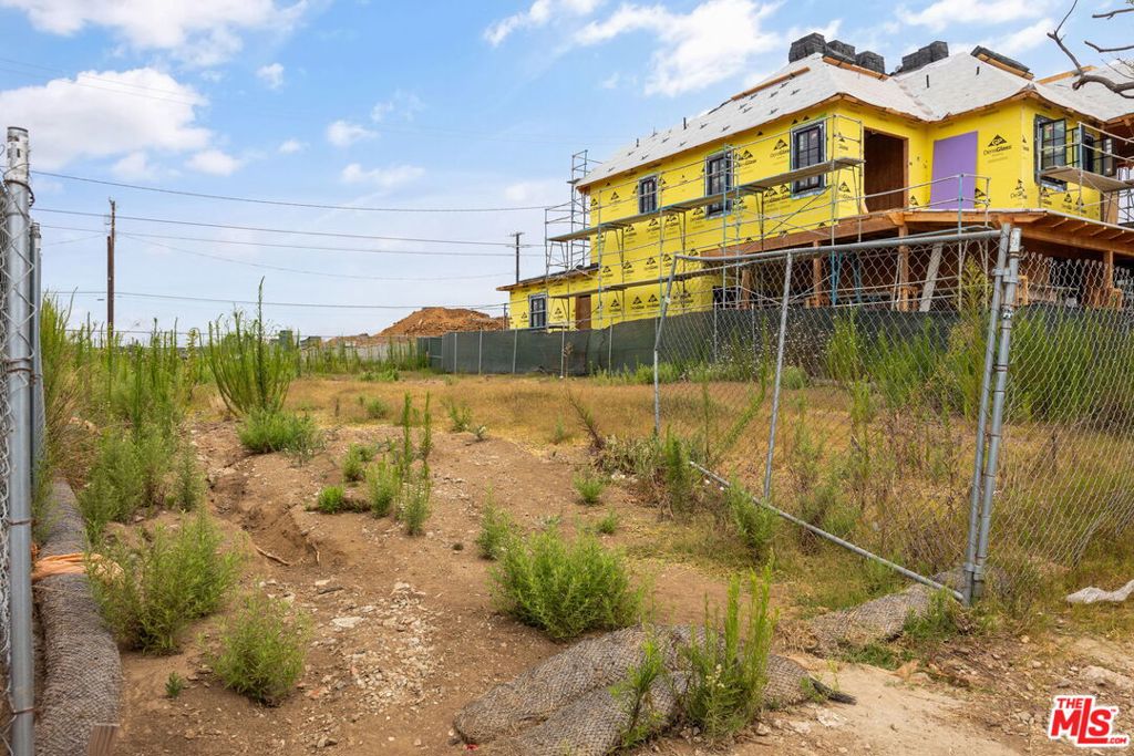 335 Beirut Avenue Property Photo 2