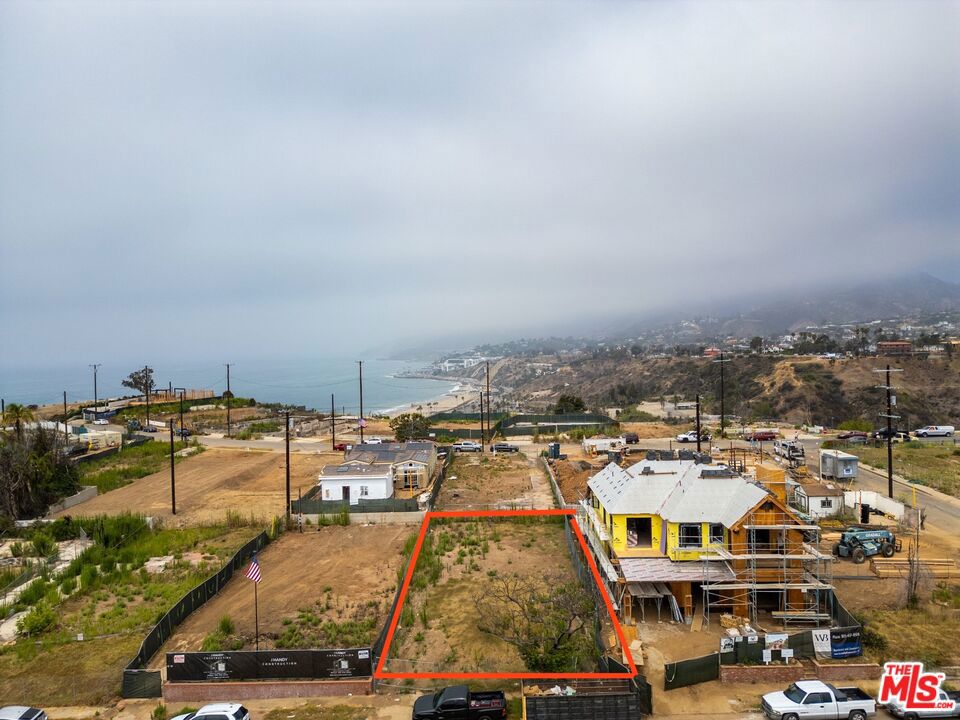 335 Beirut Avenue Property Photo 6