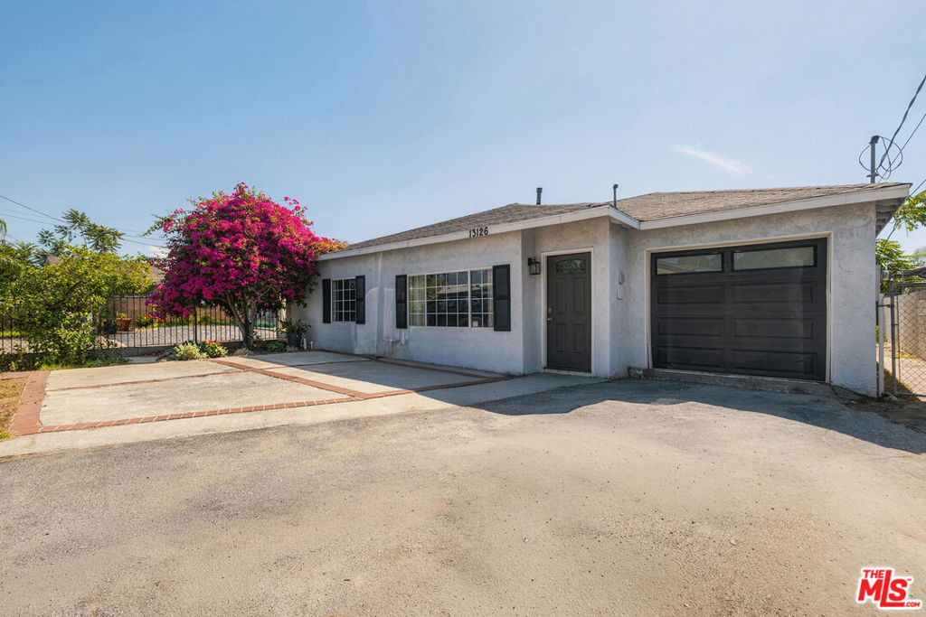 13126 Terra Bella Street Property Photo 2