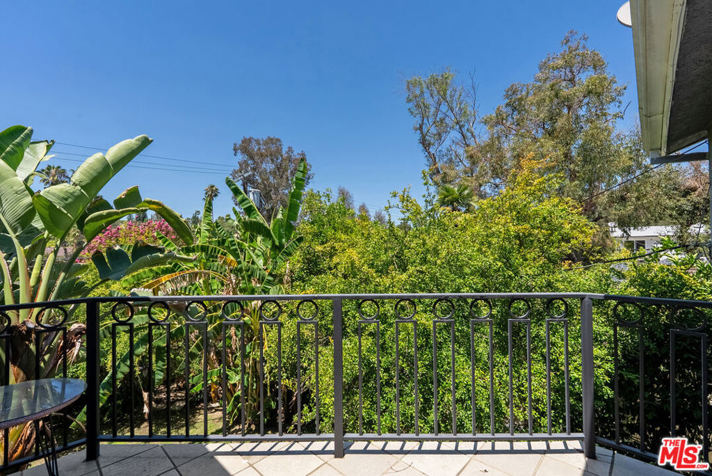 4555 Don Pio Drive Property Photo 30