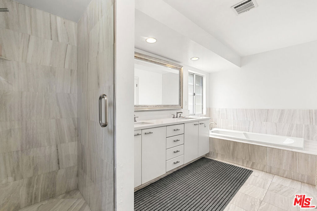 4555 Don Pio Drive Property Photo 33
