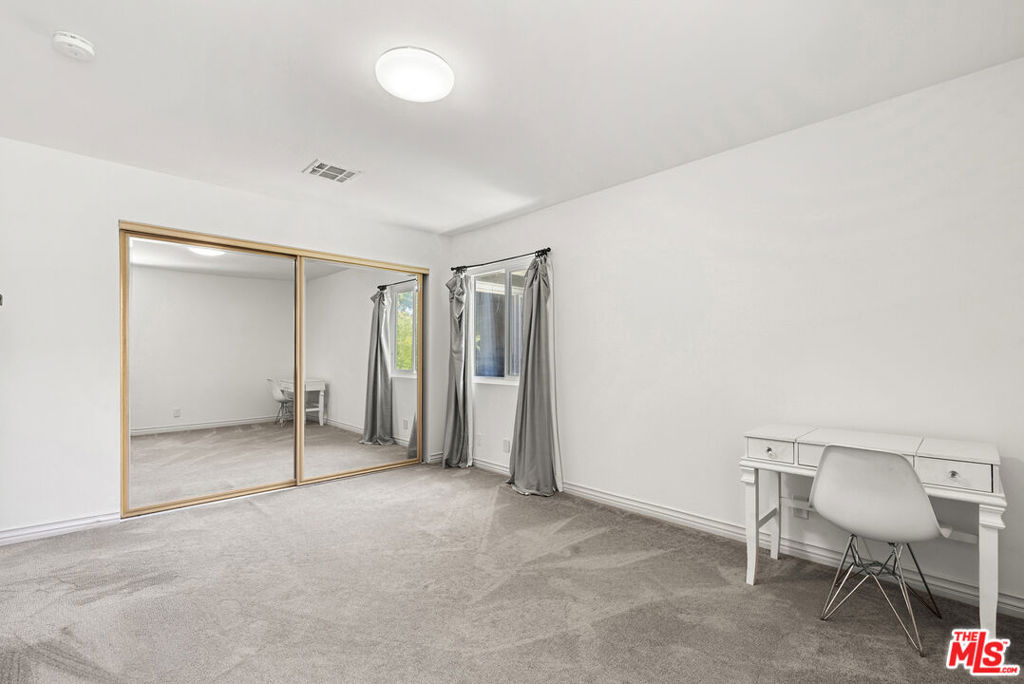 4555 Don Pio Drive Property Photo 35