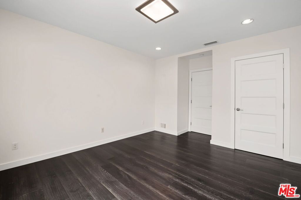 175 Barlock Avenue Property Photo 24