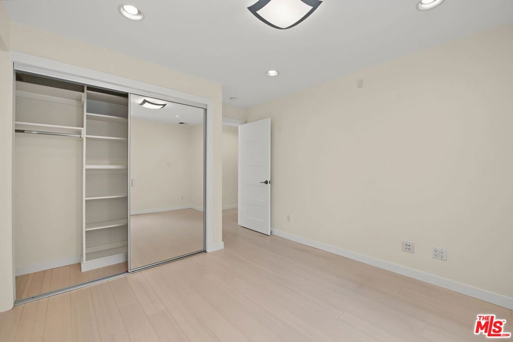 175 Barlock Avenue Property Photo 31