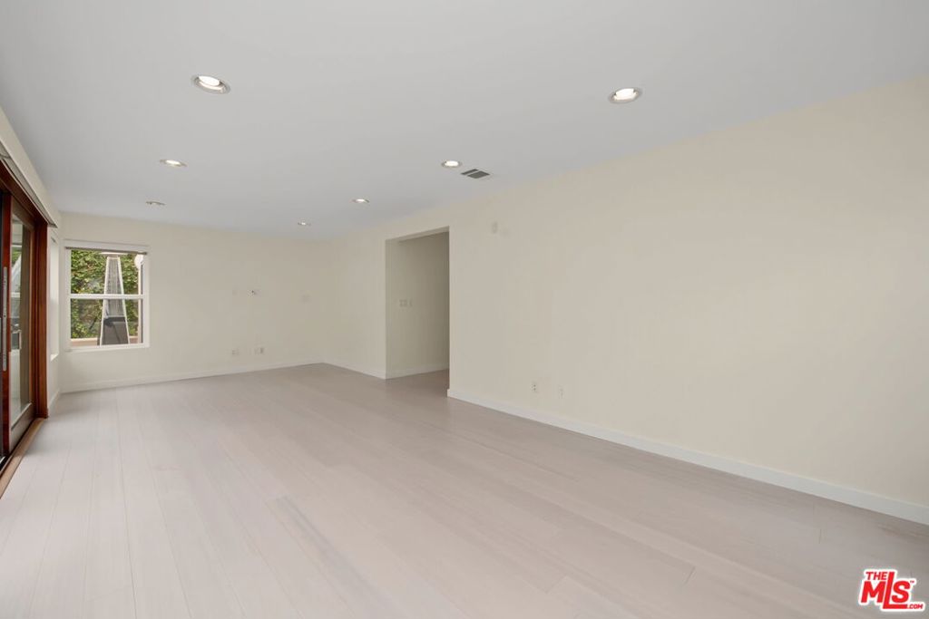 175 Barlock Avenue Property Photo 34