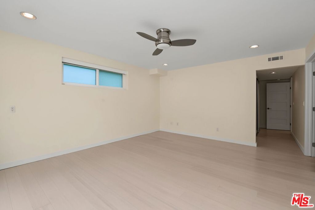175 Barlock Avenue Property Photo 42